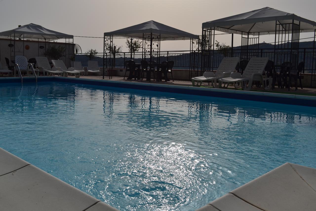 Hotel Miravalle Misilmeri Ngoại thất bức ảnh